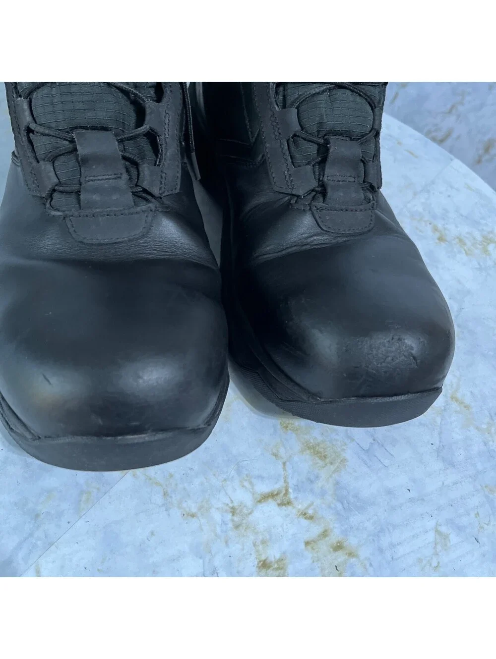Under Armour wear toebox